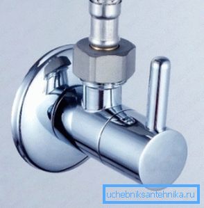 Le robinet à levier d'arrêt est utilisé dans les systèmes de douche hygiéniques combinés avec un mélangeur d'évier. Le robinet à levier d'arrêt est utilisé dans les systèmes de douche hygiéniques combinés avec un mélangeur d'évier.