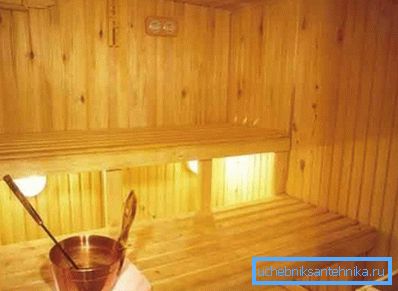 Bain de vapeur avec évent au plafond Bain de vapeur avec évent au plafond