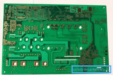 Circuit imprimé. Circuit imprimé.