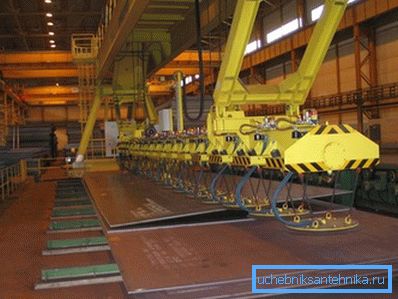 Préparation du métal pour la fabrication de produits soudés. Préparation du métal pour la fabrication de produits soudés.