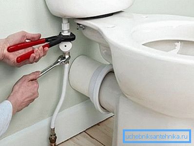 Connectez l'alimentation en eau.