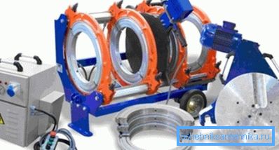 Des produits similaires ont aussi des buses, mais leur fonction est de contenir un matériau d'un certain diamètre. Des produits similaires ont aussi des buses, mais leur fonction est de contenir un matériau d'un certain diamètre.
