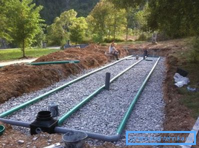 Filtration en cours de construction. Filtration en cours de construction.