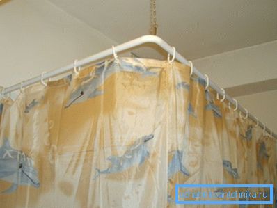 Rideau d'angle en polypropylène pour douche à tringle Rideau d'angle en polypropylène pour douche à tringle