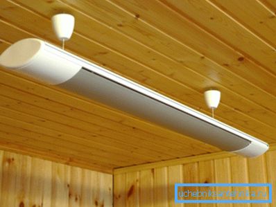 Chauffage infrarouge de plafond. Chauffage infrarouge de plafond.