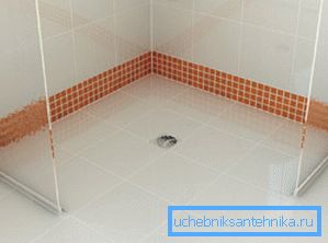 Si vous le souhaitez, vous pouvez même aménager toute la pièce avec le même carrelage. L'important est d'observer les pentes dans la zone de douche. Si vous le souhaitez, vous pouvez même aménager toute la pièce avec le même carrelage. L'important est d'observer les pentes dans la zone de douche.