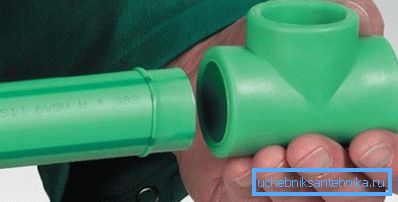 Exemple de raccordement de tuyau en plastique