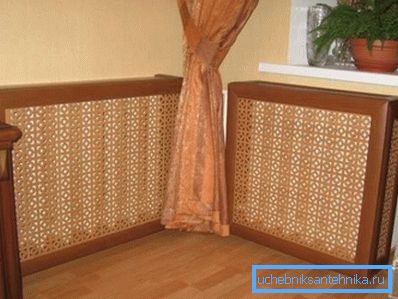 Exemple de décoration de radiateurs et de tuyaux de chauffage Exemple de décoration de radiateurs et de tuyaux de chauffage