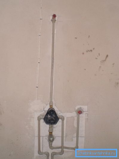 Exemple de câblage rigide pour appareils sanitaires Exemple de câblage rigide pour appareils sanitaires