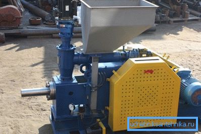 Granulateur industriel pour la fabrication de briquettes de déchets de bois