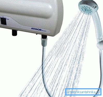 Le réchauffeur de flux va résoudre le problème du chauffage de l'eau. Le réchauffeur de flux va résoudre le problème du chauffage de l'eau.