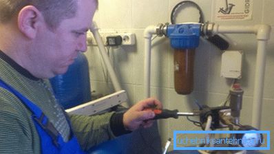 Le processus de connexion du pressostat. Le processus de connexion du pressostat.