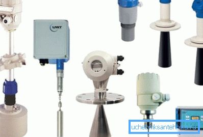 Différents types de systèmes à ultrasons pour mesurer le niveau d'eau dans le puits