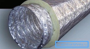 Manchon de ventilation en revêtement insonorisant. Manchon de ventilation en revêtement insonorisant.