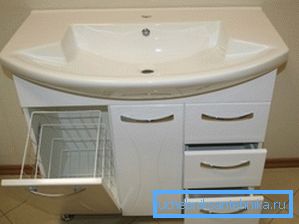 L'option la plus simple et la plus pratique consiste à installer un lavabo dans la salle de bain L'option la plus simple et la plus pratique consiste à installer un lavabo dans la salle de bain