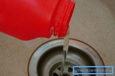 Aujourd'hui, dans les quincailleries, vous pouvez trouver d'innombrables moyens différents pour vous protéger de toutes sortes de problèmes. L'essentiel de les utiliser régulièrement
