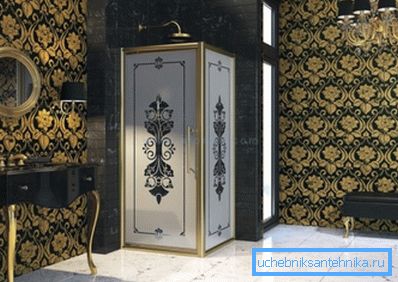 Douche de luxe en bronze pour les intérieurs les plus sophistiqués Douche de luxe en bronze pour les intérieurs les plus sophistiqués