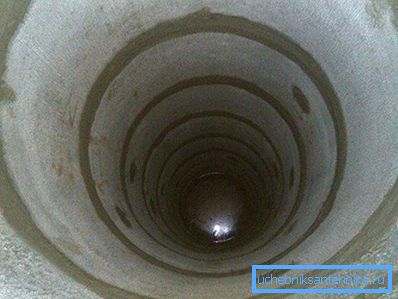 Les coutures entre les anneaux sont cimentées Les coutures entre les anneaux sont cimentées