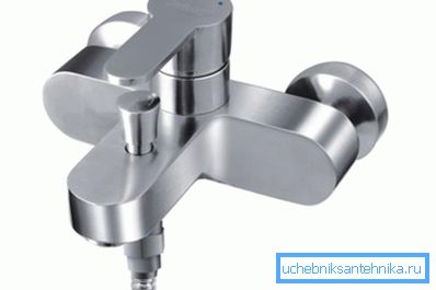 Mélangeur ZorG Inox SZR-115351 TESORO-W est entièrement fabriqué en acier inoxydable. Son coût est de 12 200 roubles.