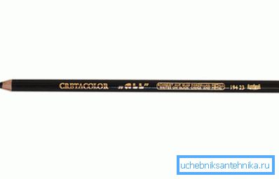 Un crayon spécial est parfait non seulement pour la céramique, mais aussi pour le verre et même pour le métal. Un crayon spécial est parfait non seulement pour la céramique, mais aussi pour le verre et même pour le métal.