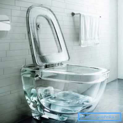 Le verre a l’air peu commun, mais la toilette n’est pas le meilleur choix. Le verre a l’air peu commun, mais la toilette n’est pas le meilleur choix.