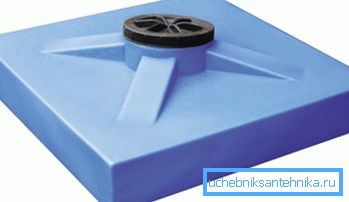 Cette capacité et remplit la fonction du toit, et détient 200 litres d'eau Cette capacité et remplit la fonction du toit, et détient 200 litres d'eau
