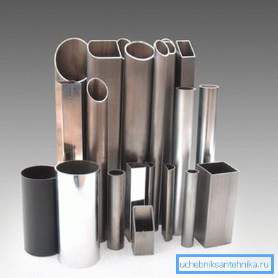 Cette technologie permet de fabriquer des tuyaux de différentes formes. Cette technologie permet de fabriquer des tuyaux de différentes formes.
