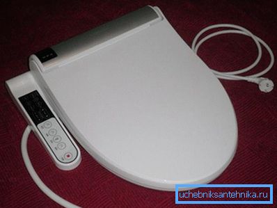 Cette couverture de bidet doit être alimentée par le secteur. Cette couverture de bidet doit être alimentée par le secteur.