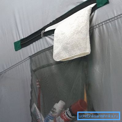 Poche en tissu pour accessoires de douche