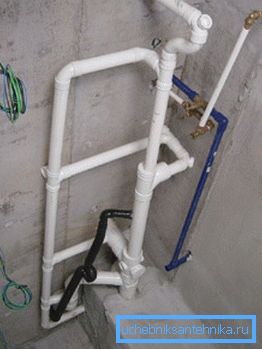 Tuyau PE 100 SDR 21 dans l'appartement Tuyau PE 100 SDR 21 dans l'appartement