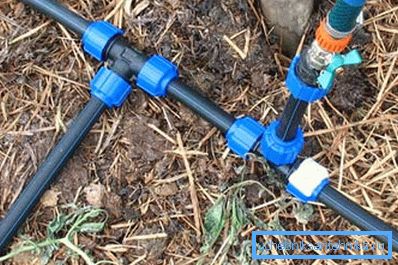 Les tuyaux en PVC pour la plomberie dans le pays sont le meilleur ajustement, leur poids est petit et ils ne craignent pas l'humidité Les tuyaux en PVC pour la plomberie dans le pays sont le meilleur ajustement, leur poids est petit et ils ne craignent pas l'humidité