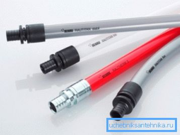 Pipes de marque Rehau
