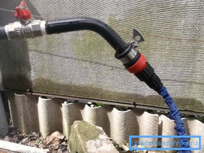 Le robinet d'eau extérieur en laiton résistera à toutes les conditions météorologiques Le robinet d'eau extérieur en laiton résistera à toutes les conditions météorologiques