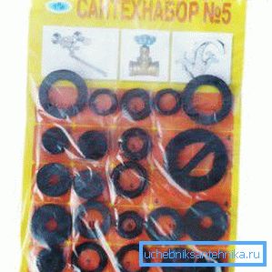 Kits de réparation universels - la solution parfaite, le plus souvent ils peuvent trouver un joint du diamètre souhaité Kits de réparation universels - la solution parfaite, le plus souvent ils peuvent trouver un joint du diamètre souhaité