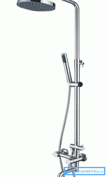 Mélangeur universel avec support rigide et douche flexible