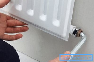 Vous pouvez installer des batteries et des tuyaux de chauffage par vous-même. Vous pouvez installer des batteries et des tuyaux de chauffage par vous-même.