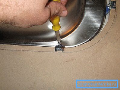 Pinces d'installation. Pinces d'installation.