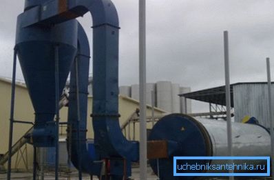 Installation pour la production de biocarburants sous forme de briquettes