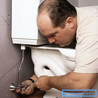Installer les toilettes - un processus responsable Installer les toilettes - un processus responsable