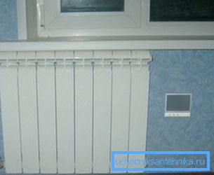La ventilation installée du type d'entrée doit contenir des filtres chauffants et être placée près des radiateurs afin que l'air entrant dans les locaux ait la bonne température. La ventilation installée du type d'entrée doit contenir des filtres chauffants et être placée près des radiateurs afin que l'air entrant dans les locaux ait la bonne température.