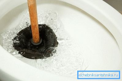 Élimination de l'obstruction par le piston