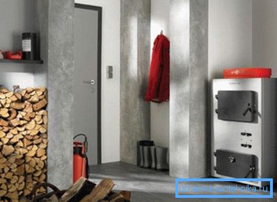 Vous aurez besoin d'un endroit commode pour stocker du bois de chauffage. Vous aurez besoin d'un endroit commode pour stocker du bois de chauffage.