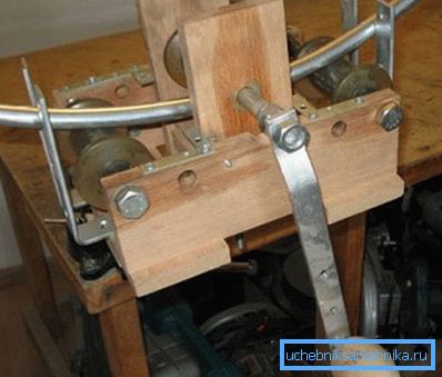Option luminaires fabriqués à partir de rouleaux en bois et en métal