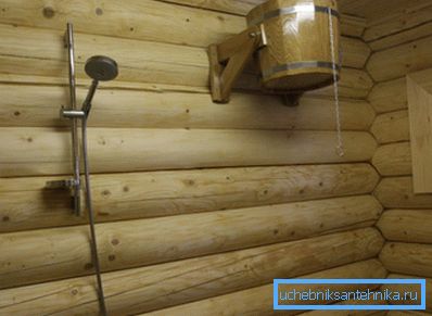 Le seau de bain est idéal pour les traitements contrastés. Le seau de bain est idéal pour les traitements contrastés.