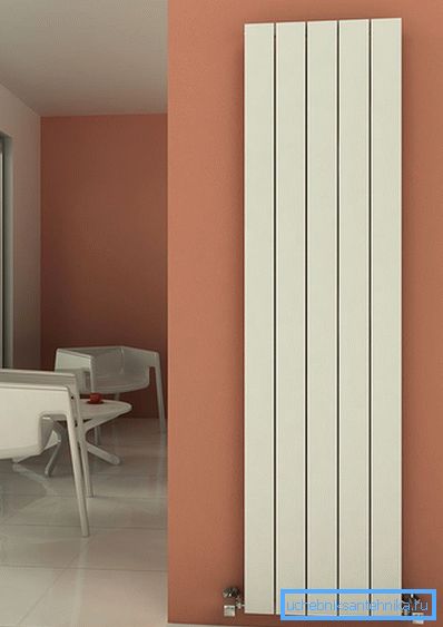 Radiateur vertical en aluminium