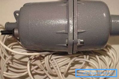 Pompe électrique immergée vibrante Pompe électrique immergée vibrante