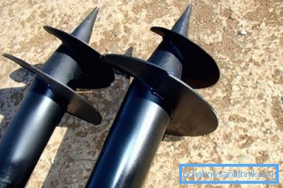 Pieux vissés avec pointes Pieux vissés avec pointes