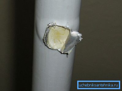 Celles-ci peuvent être les conséquences d'un mauvais fonctionnement du système de chauffage. Celles-ci peuvent être les conséquences d'un mauvais fonctionnement du système de chauffage.