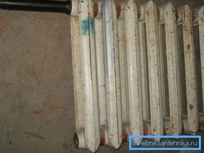 En ouvrant la batterie, il est facile d’évaluer la qualité du lavage. En ouvrant la batterie, il est facile d’évaluer la qualité du lavage.