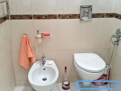 La douche hygiénique intégrée peut ressembler à ceci